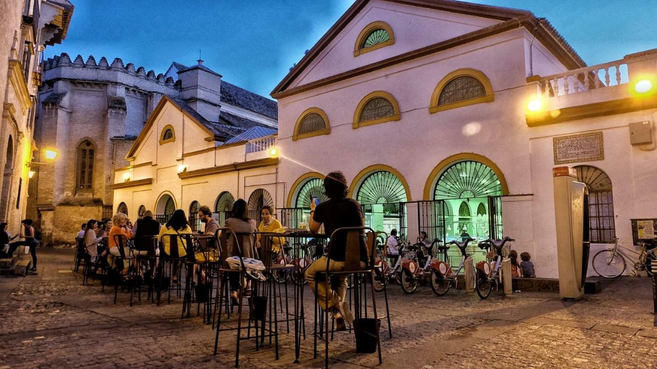 Pasaje Amores Iz. - Tranquilidad Y Vida Cultural En Centro Sevilla 4Px Buitenkant foto